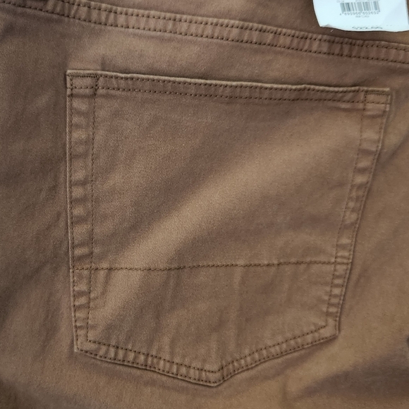 👖 Men’s Tan Jeans – Size 38x30, NWT, Classic Fit, Versatile Style - Picture 8 of 11